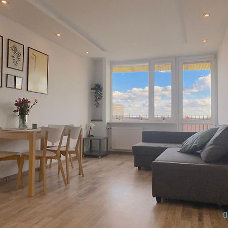 Wave Apartment With Amazing View- 2 Km To Baltic Sea Γκντανσκ Εξωτερικό φωτογραφία